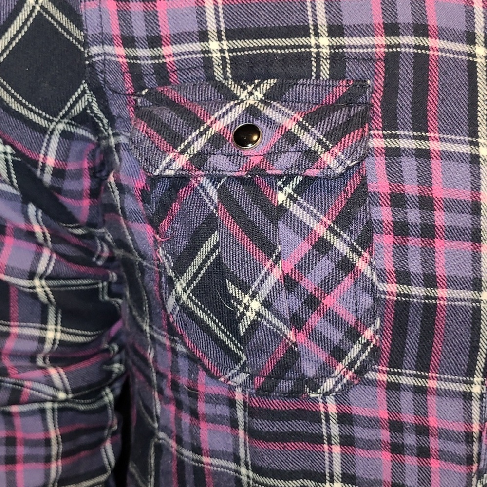 Plaid Button-Up Shirt  BC CLOTHING Size Small - Picture 3 of 9